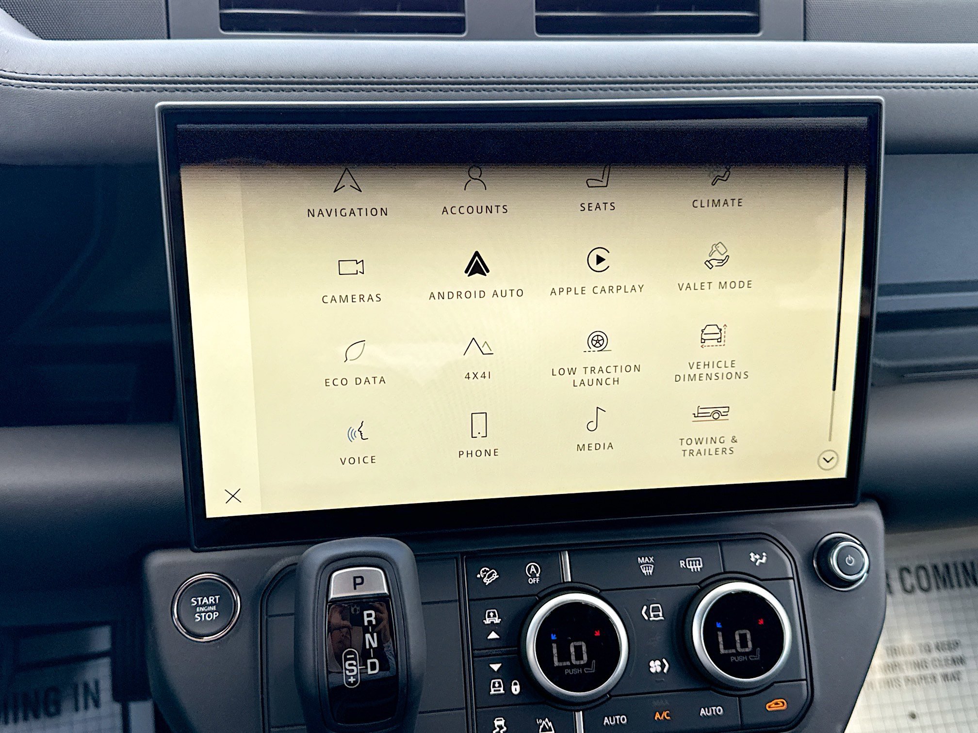 2026 Land Rover Defender S - Photo 31