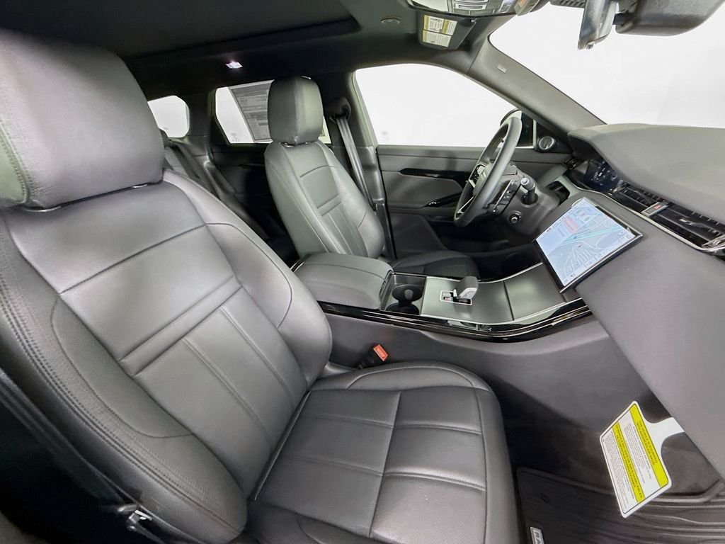 New 2025 Santorini Black Land Rover Dynamic image 26