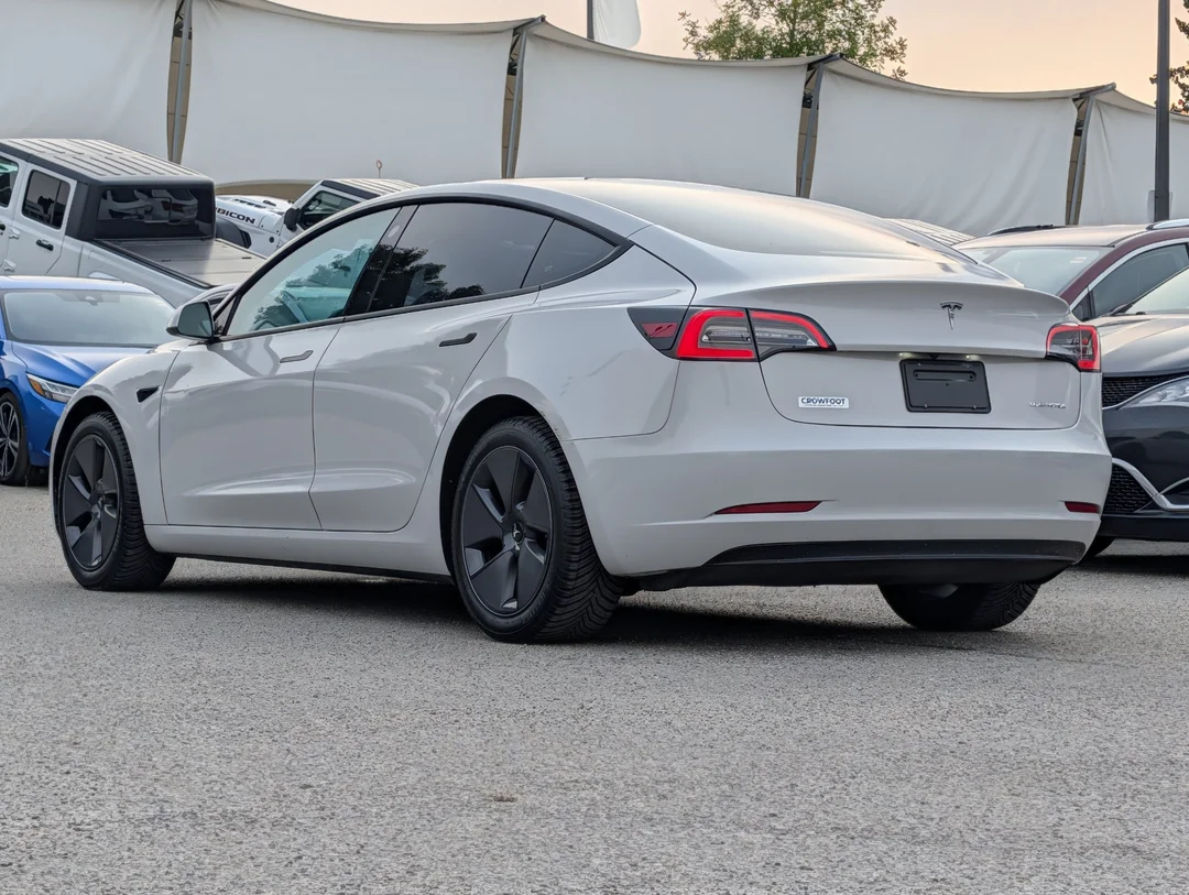 Certified Used 2022 White Tesla Long Range - - AWD - Self-Driving - Leather - Traffic Aware & More! image 6
