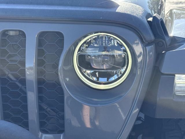 Used 2020 Gray Clearcoat Jeep Sport image 10