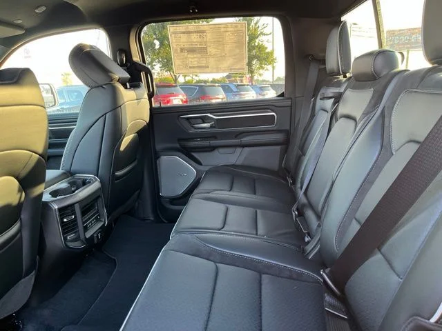 New 2026 Granite Crystal Metallic Clear-Coat Exterior Paint RAM Laramie image 11