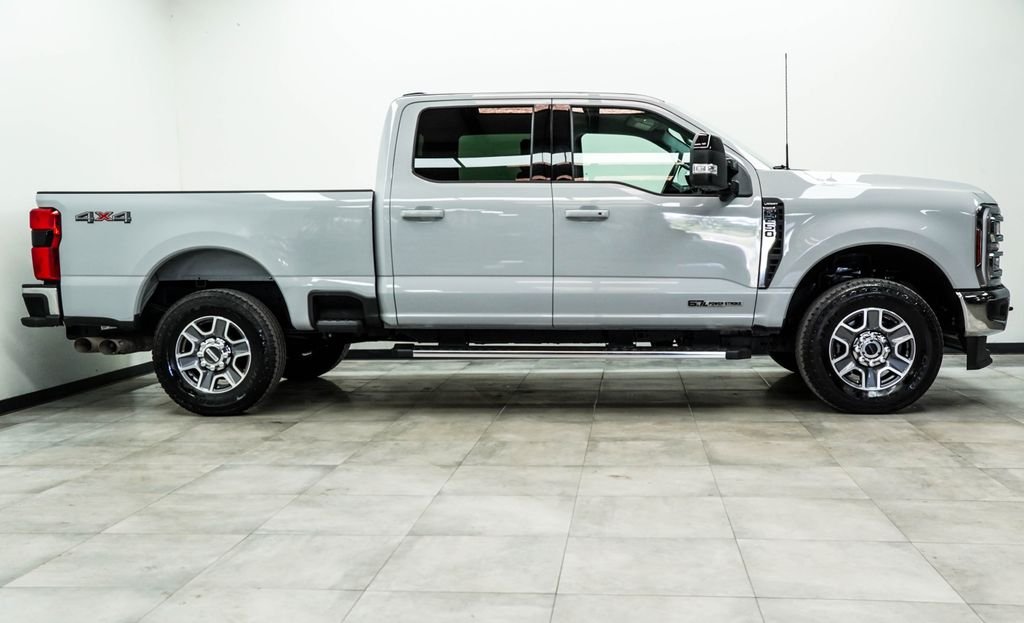 Used 2026 White Ford Lariat image 10