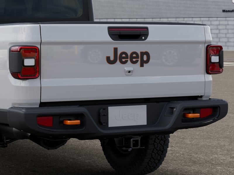 2026 Jeep Gladiator — photo 13