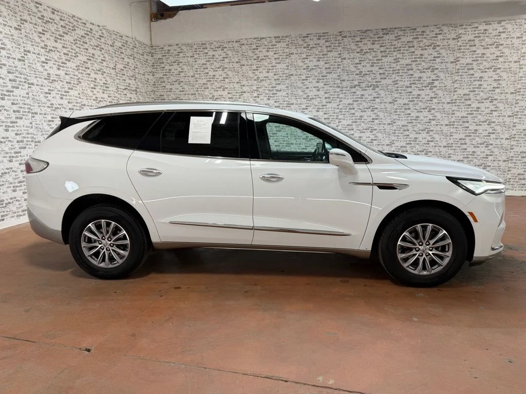 Used 2024 White Buick Premium Group image 6