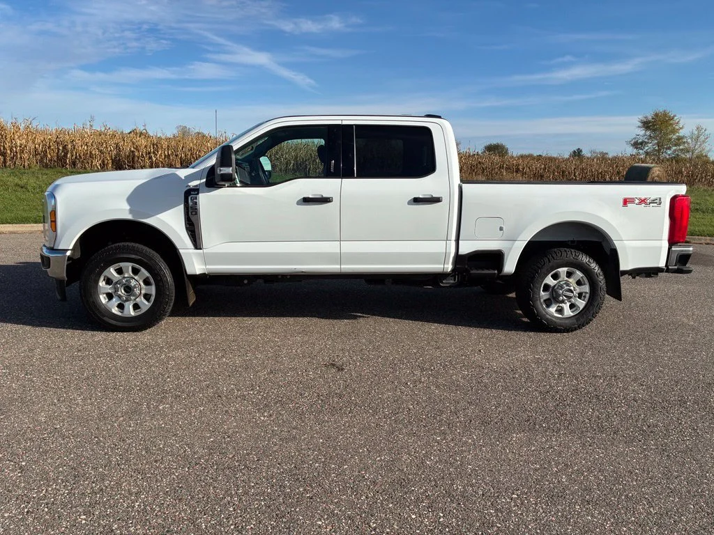 Used 2024 White Ford XLT image 5