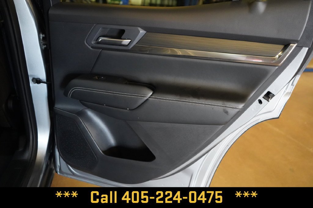 Used 2026 Sterling Metallic GMC Elevation image 22