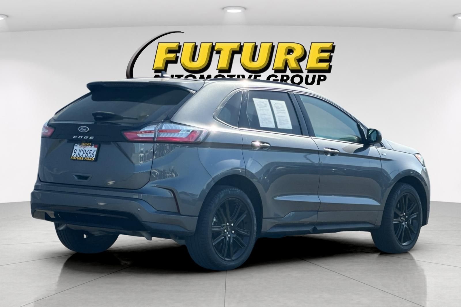 Used 2024 Gray Ford ST Line image 3