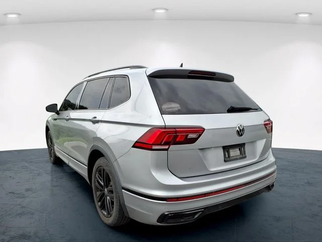 Used 2022 Silver Volkswagen 2.0T SE R-Line Black image 18