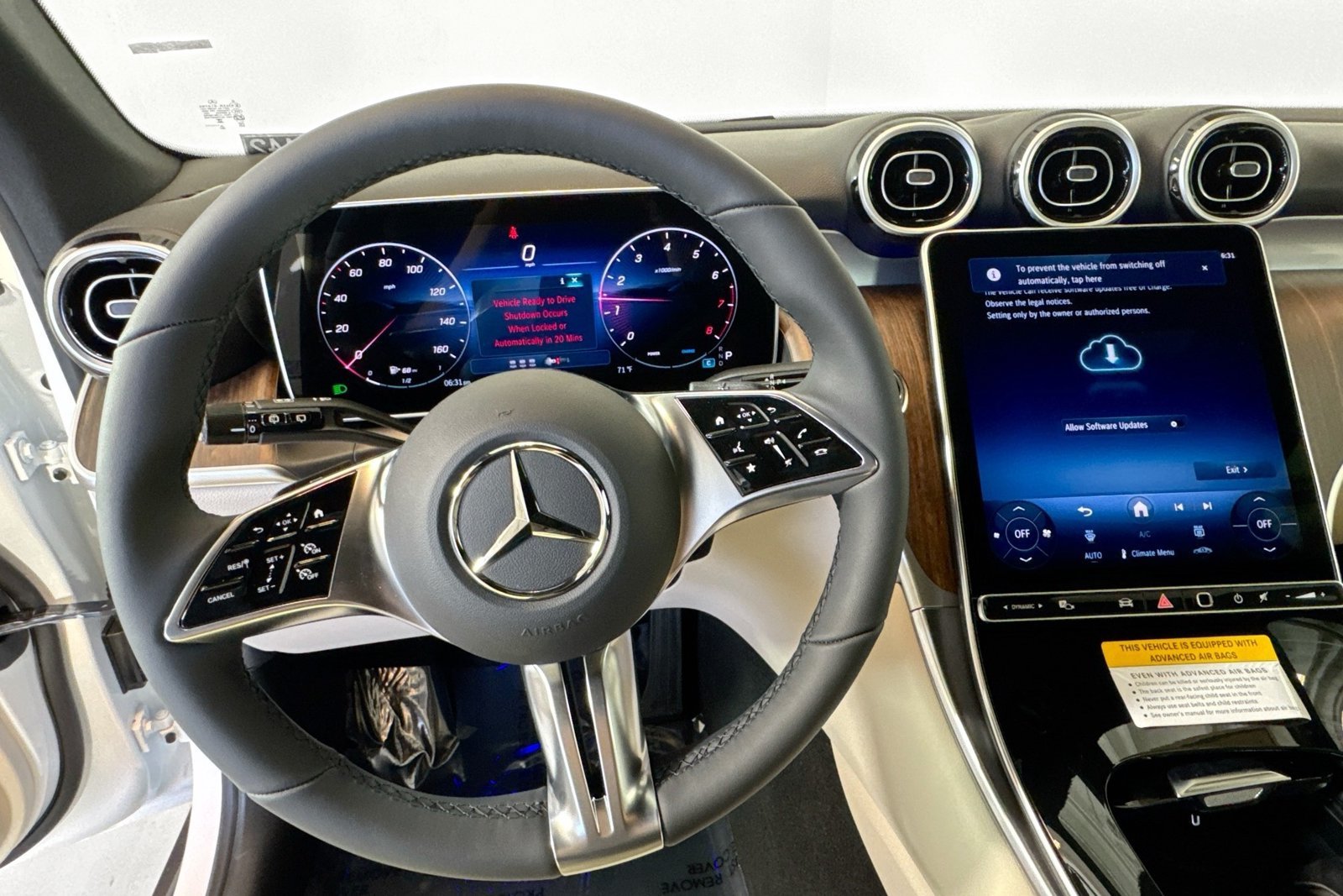 New 2026 Black Mercedes-Benz GLC 300 image 11
