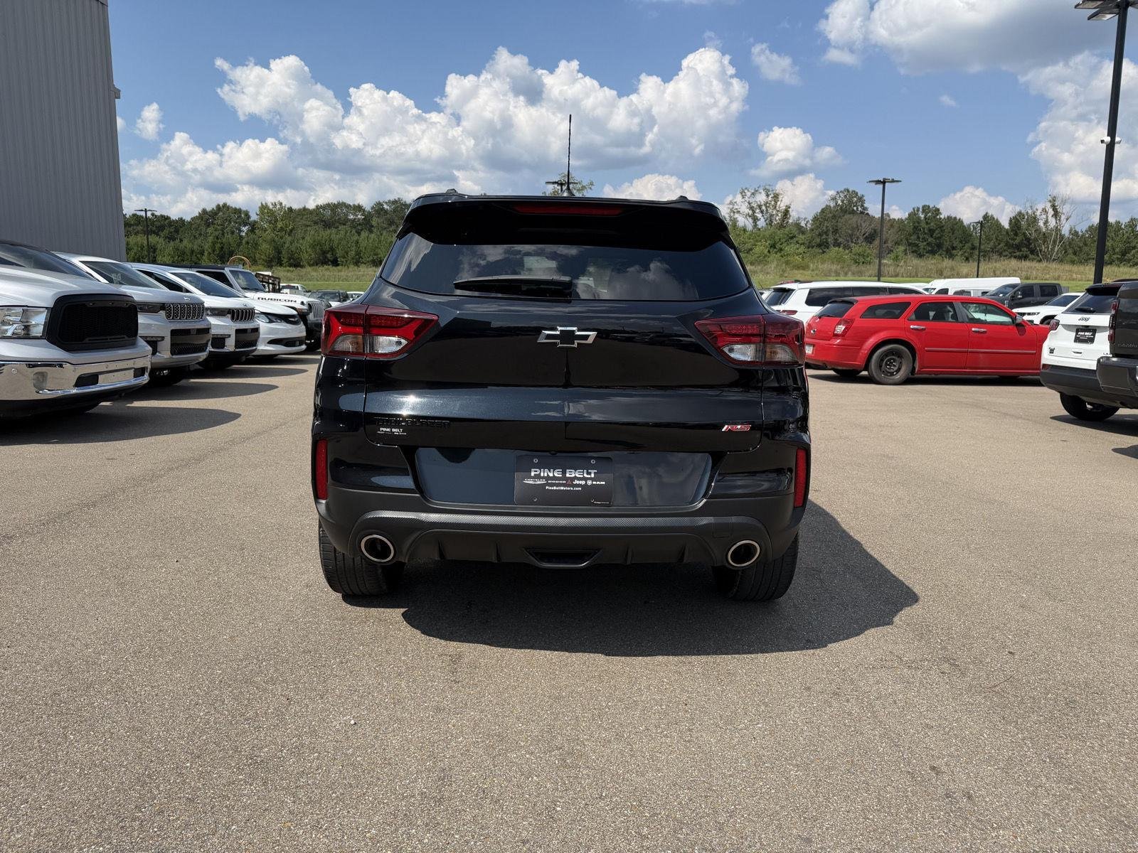 Used 2023 Mosaic Black Metallic Chevrolet RS image 5