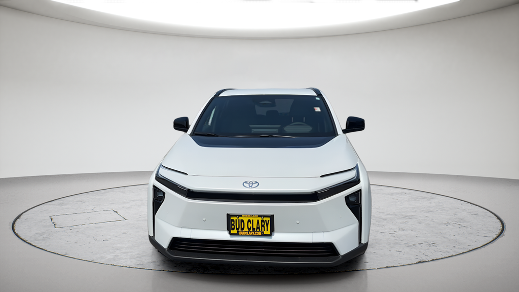 New 2026 Wind Chill Pearl Toyota XLE image 2