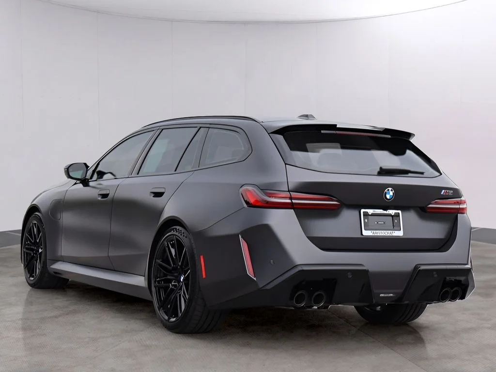 Used 2027 Frozen Deep Grey Metallic BMW Touring image 5