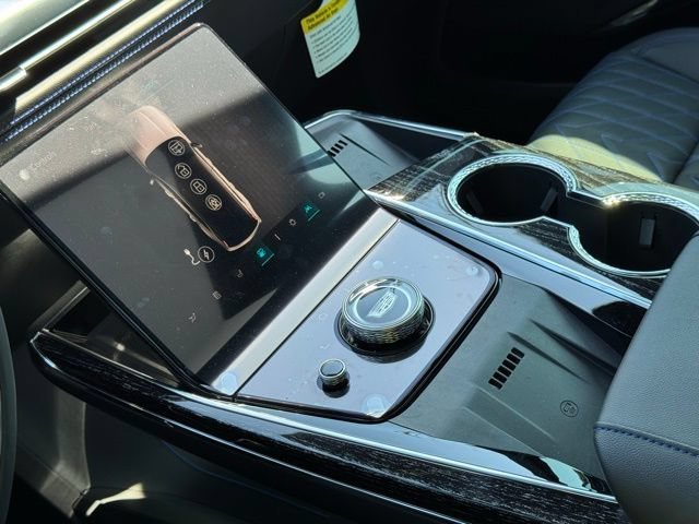 2026 Cadillac Escalade IQ Luxury - Photo 30