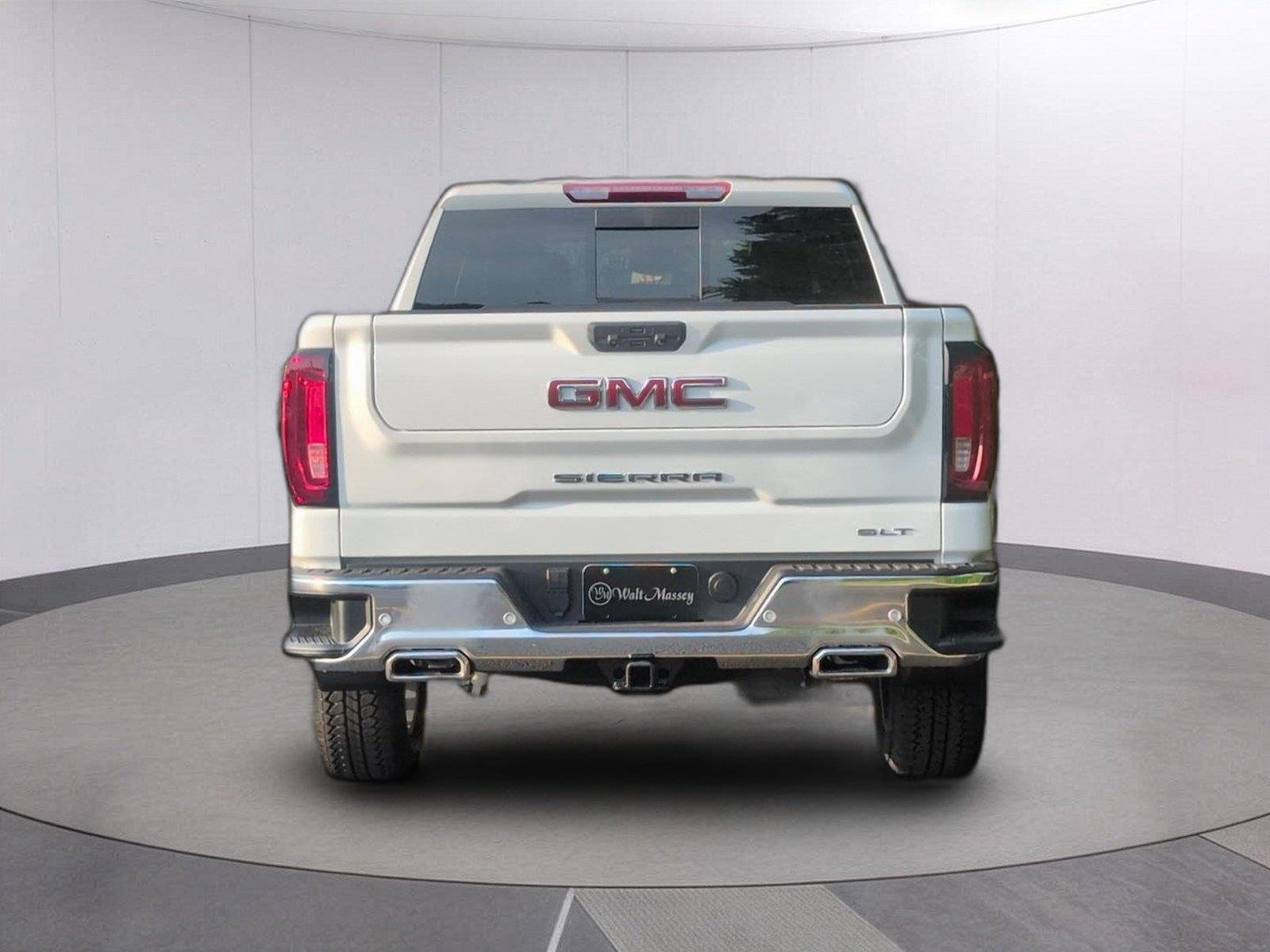 New 2026 Summit White GMC SLT image 4