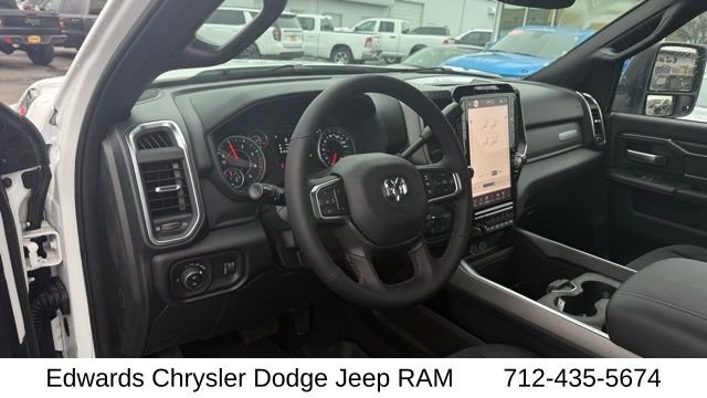 2026 RAM 2500 Big Horn - Photo 13