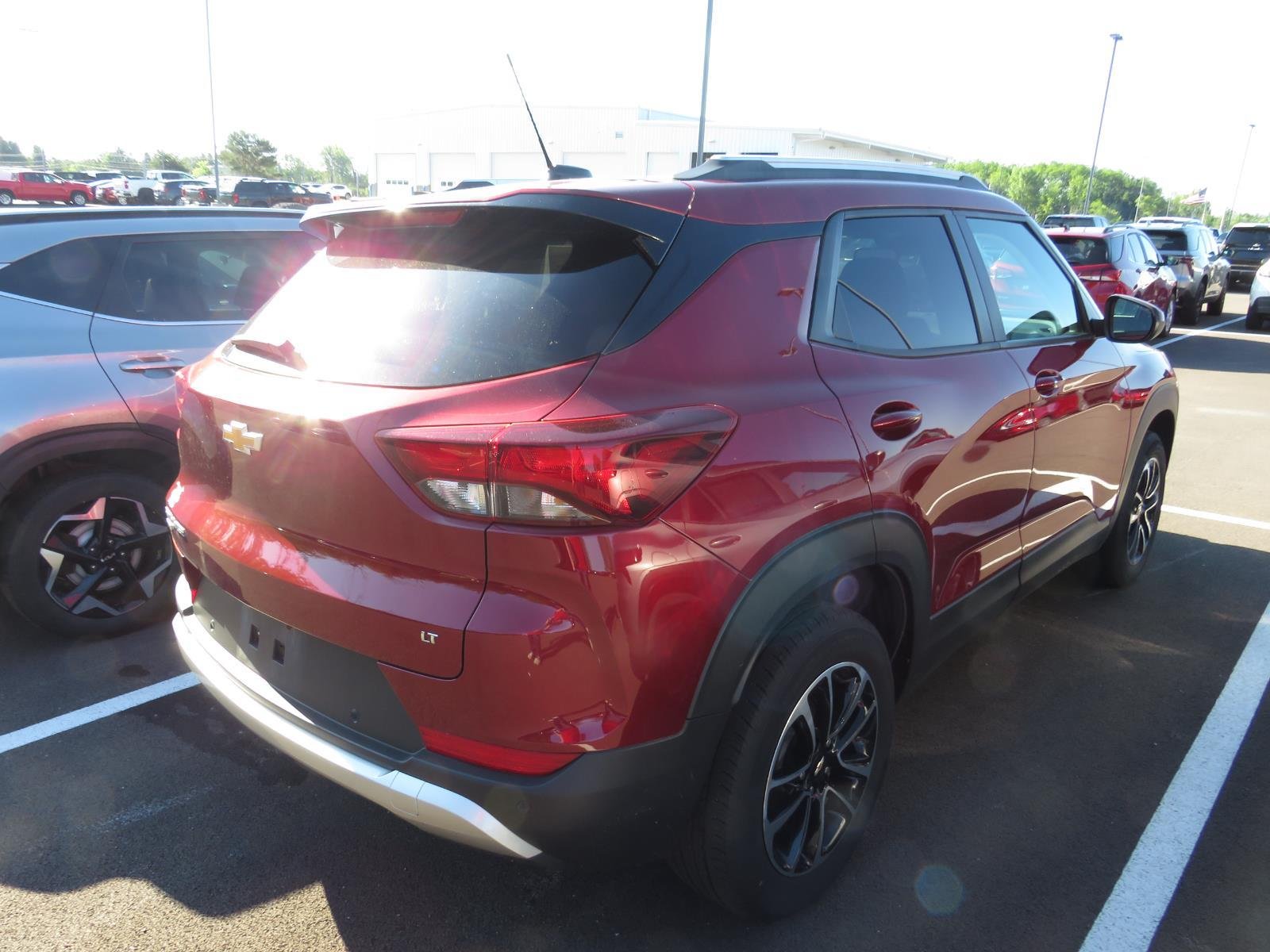 Used 2024 Crimson Metallic Chevrolet LT image 14