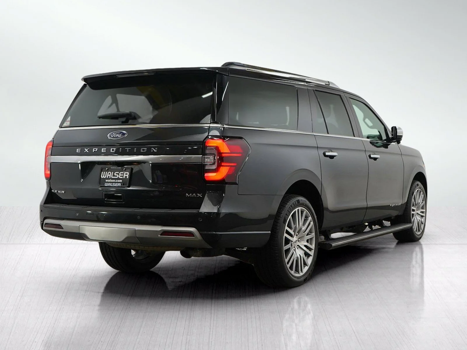 Used 2023 Dark Matter Metallic Ford Platinum image 5