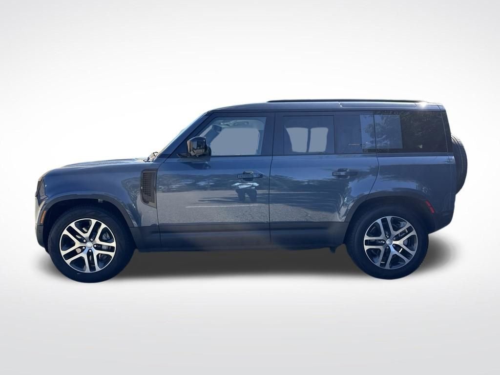 Used 2025 Blue Land Rover S image 8