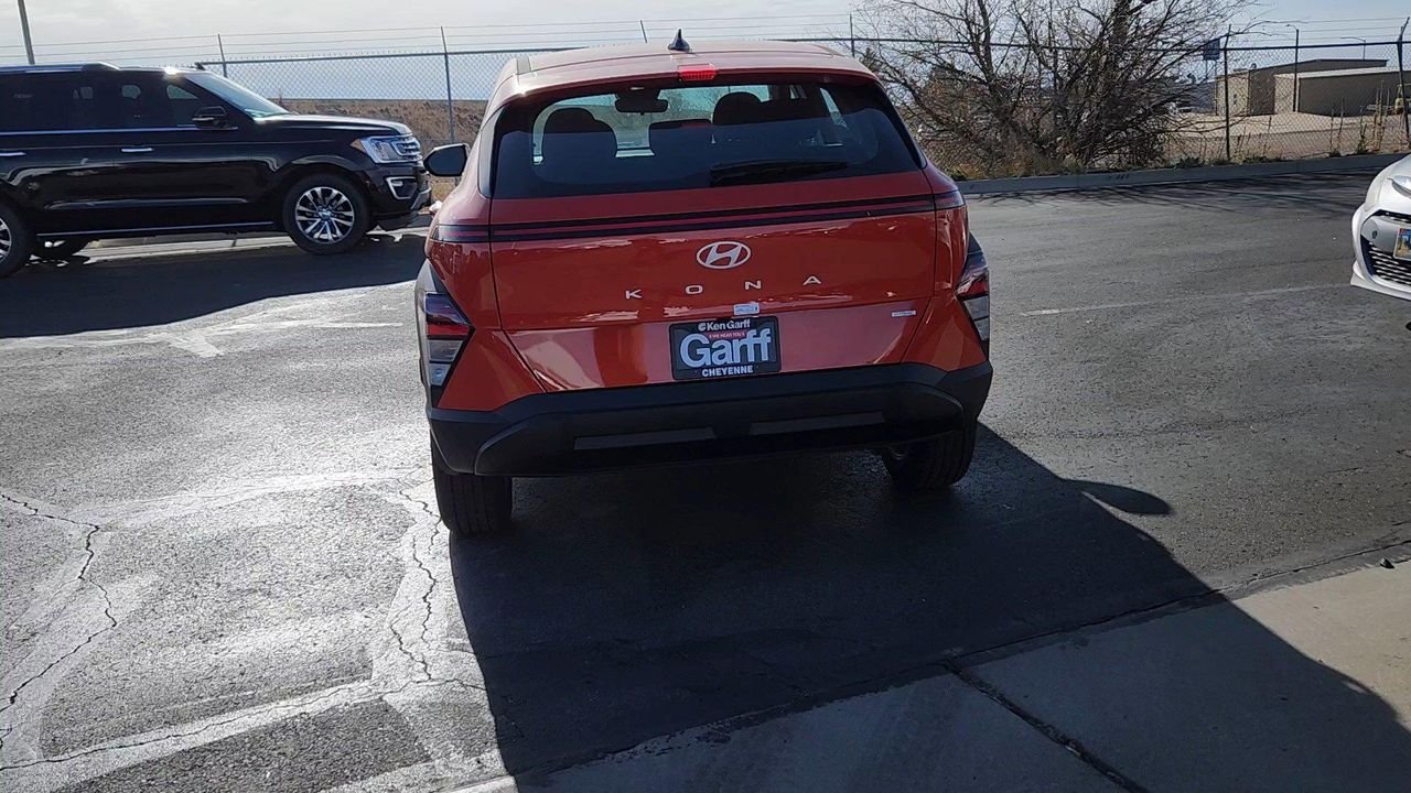 New 2026 Soultronic Orange Pearl Hyundai SE AWD image 3
