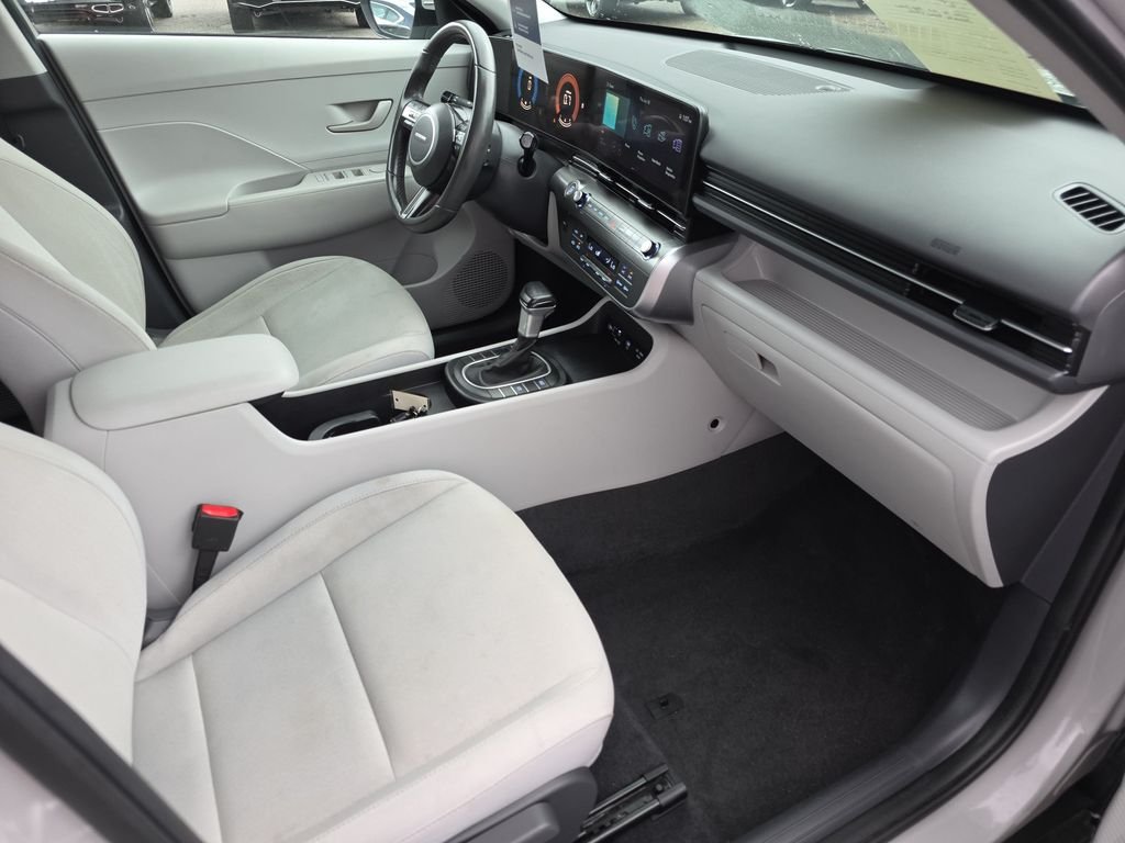 Used 2024 Cyber Gray Metallic Hyundai SEL image 34