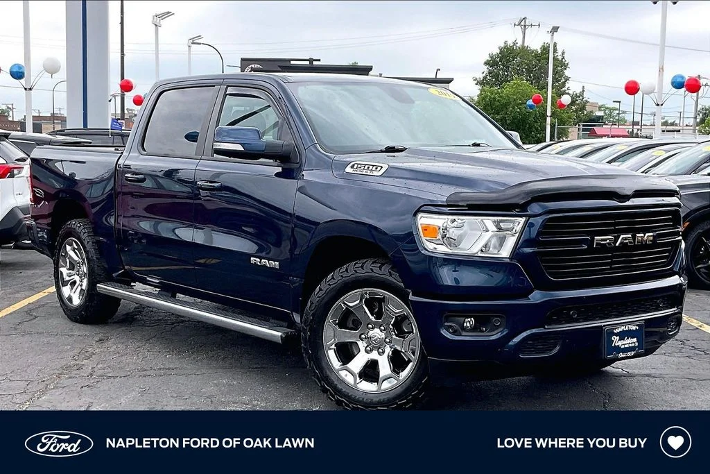 2019 RAM 1500 Big Horn/Lone Star 4x4 Crew Cab 5'7's photo