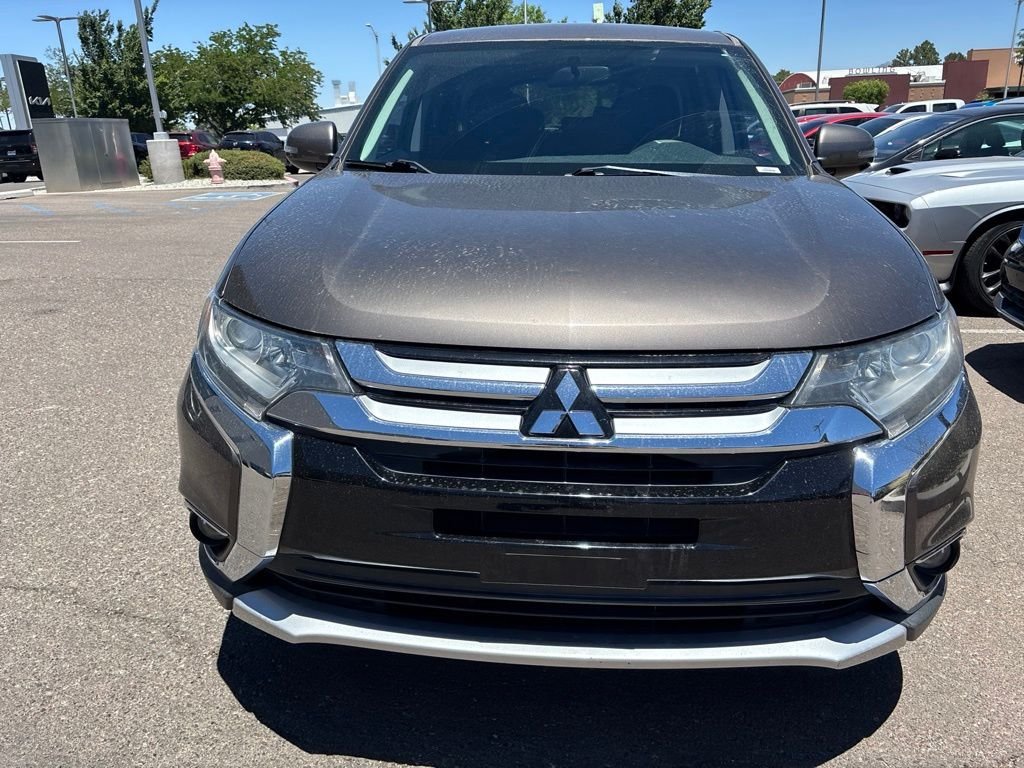 Used 2017 Brown Mitsubishi SE image 5