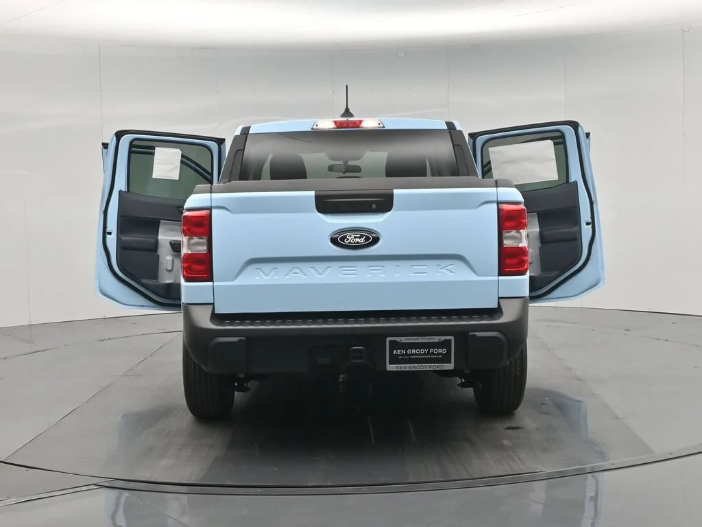 New 2026 Light Blue Ford XLT image 31