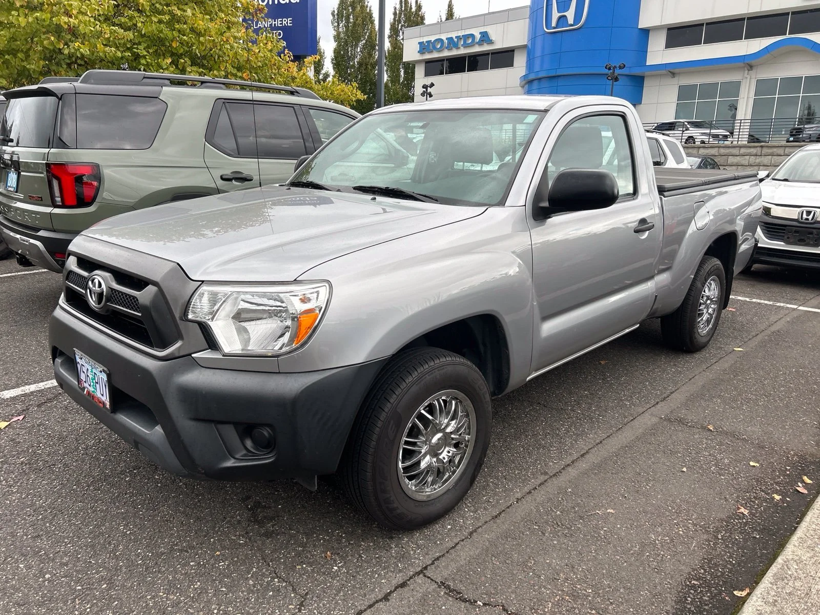 Used 2014 Silver Sky Metallic Toyota Base image 1