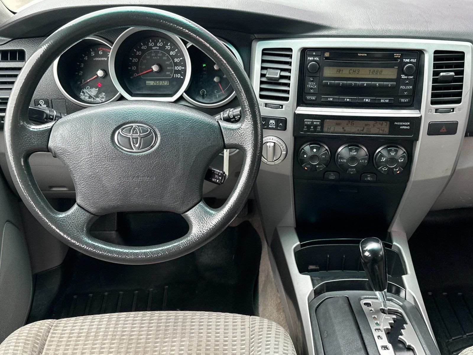Used 2006 Titanium Metallic Toyota SR5 image 13