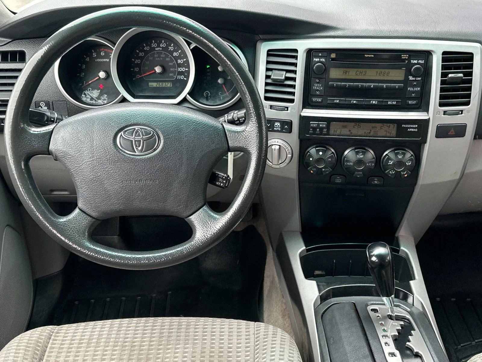 Used 2006 Titanium Metallic Toyota SR5 image 13