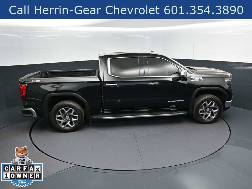 2023 GMC Sierra 1500 SLT - Photo 39