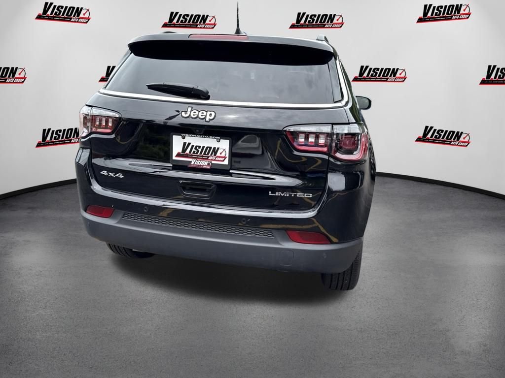 New 2026 Diamond Black Crystal Pearlcoat Jeep Limited image 6