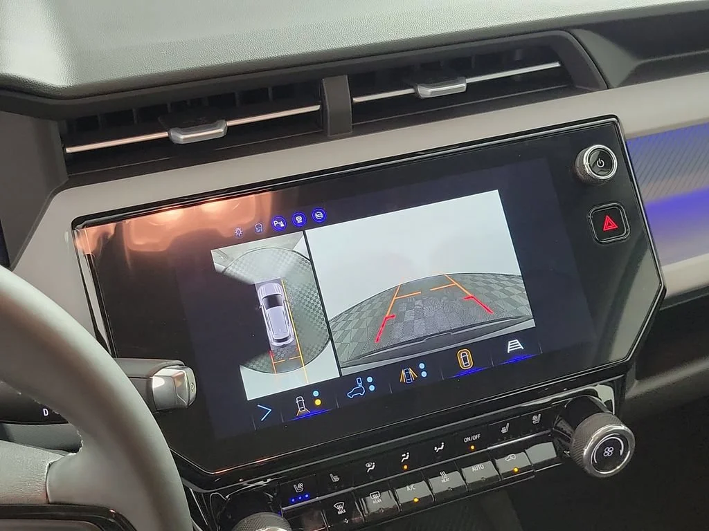 2027 Chevrolet Bolt RS - Photo 18