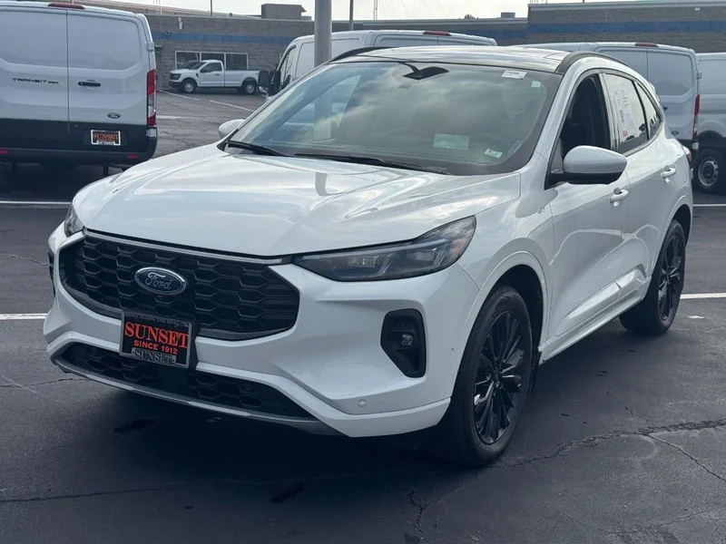 Used 2024 Star White Ford ST-Line Elite image 10
