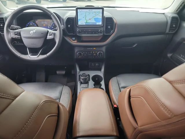 Used 2023 Green Ford Outer Banks image 14