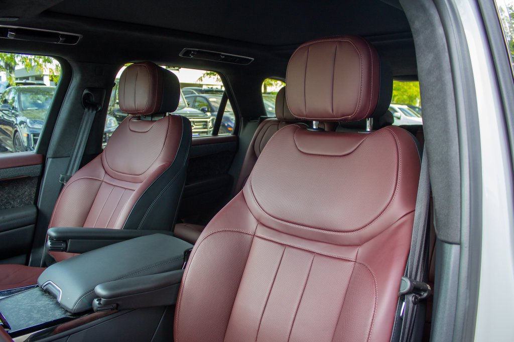 Used 2025 Gray Land Rover Autobiography image 12
