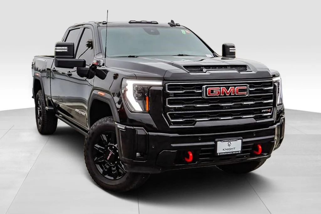 Used 2025 Black GMC AT4 image 2