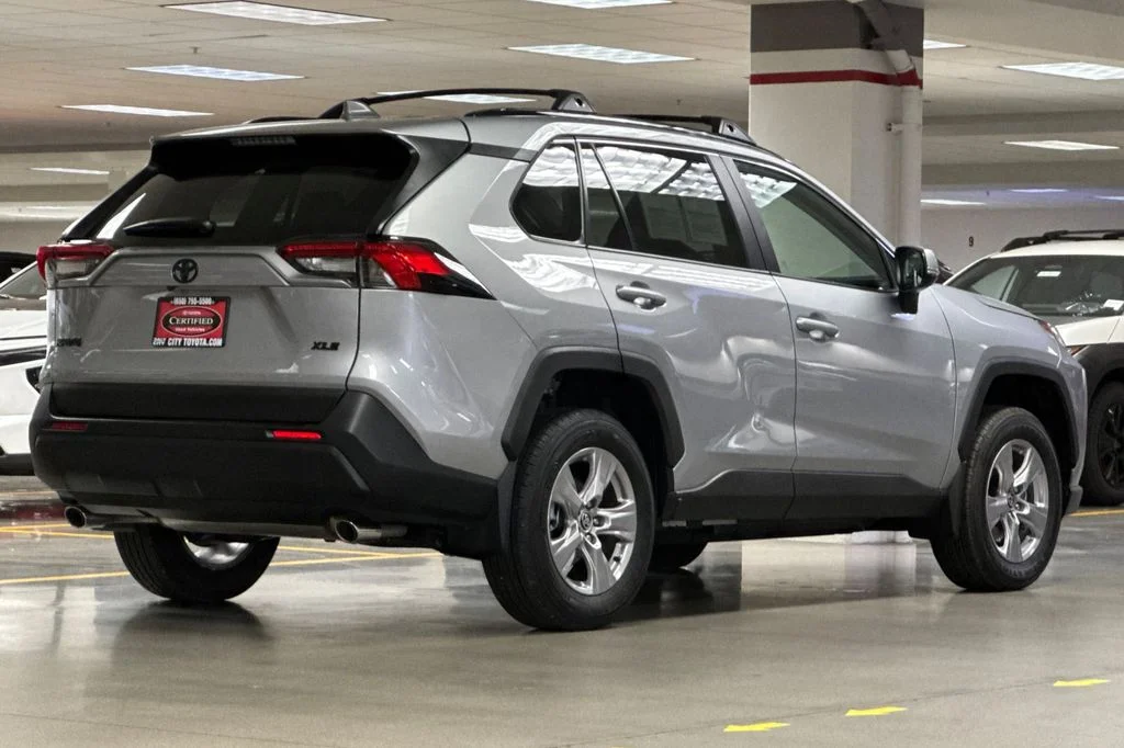 Certified Used 2025 Silver Toyota XLE image 4