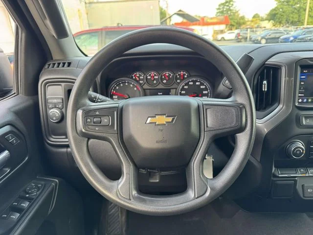 Used 2022 Black Chevrolet Custom image 19