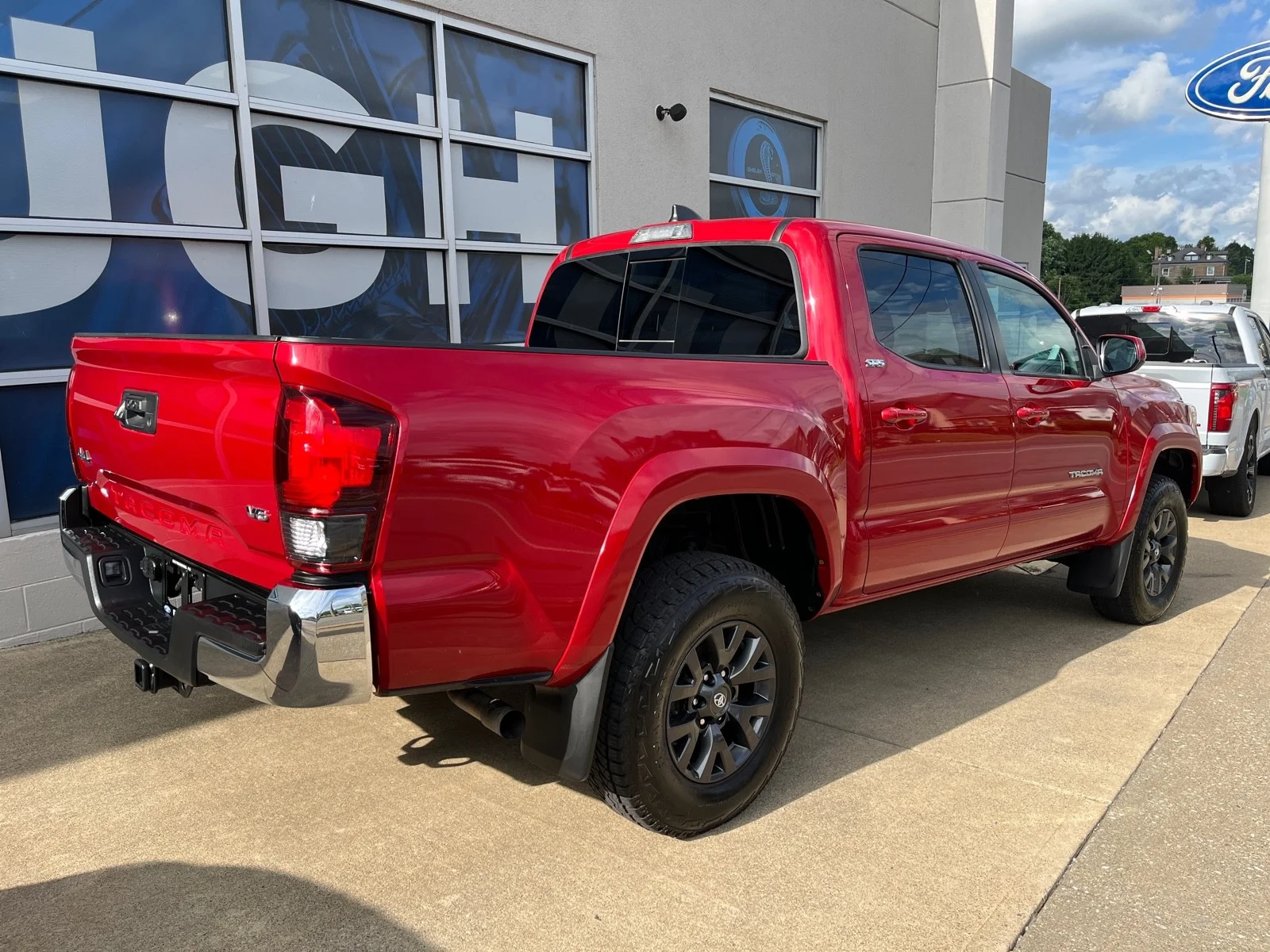 Used 2021 Red Toyota SR image 3