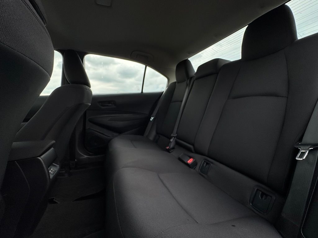 Used 2026  Toyota LE image 18