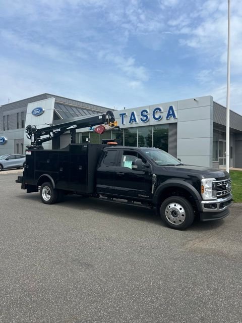 New 2026 Agate Black Metallic Ford F-550® XLT image 1