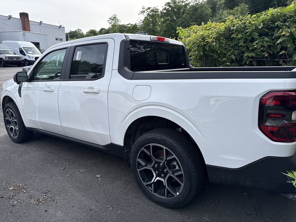 New 2026 White Ford Lariat image 4