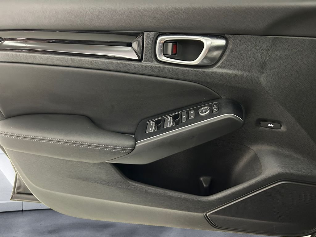 Used 2026  Honda Sport Touring image 12