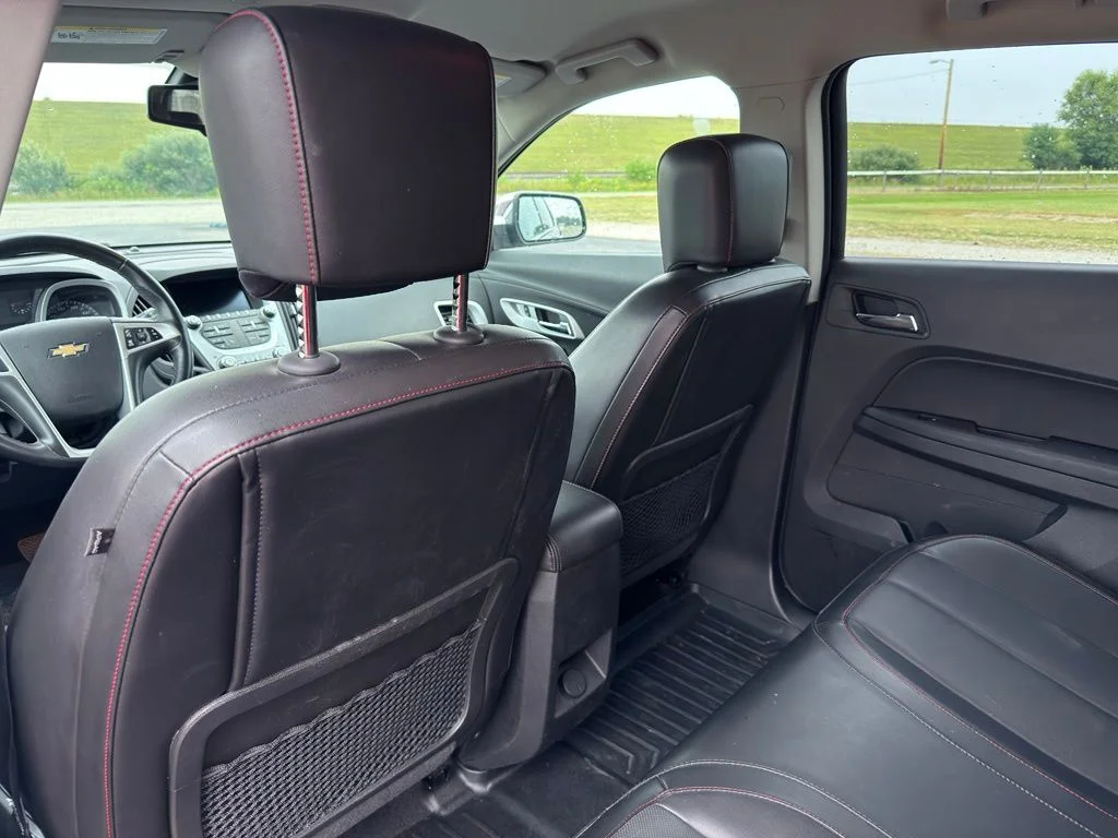 Used 2017 Red Chevrolet Premier image 27
