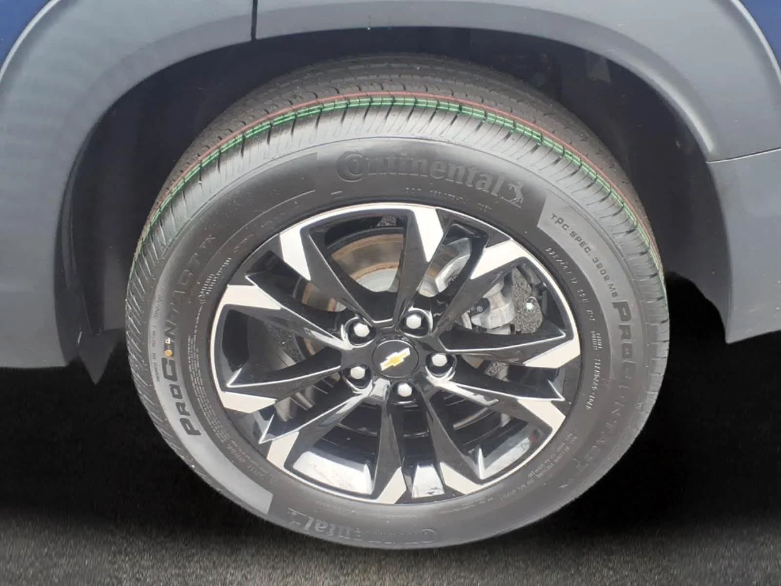 Used 2022 Blue Glow Metallic Chevrolet LT image 9