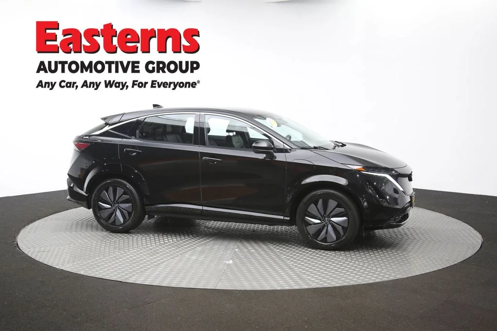 Used 2023 Black Nissan ENGAGE image 47