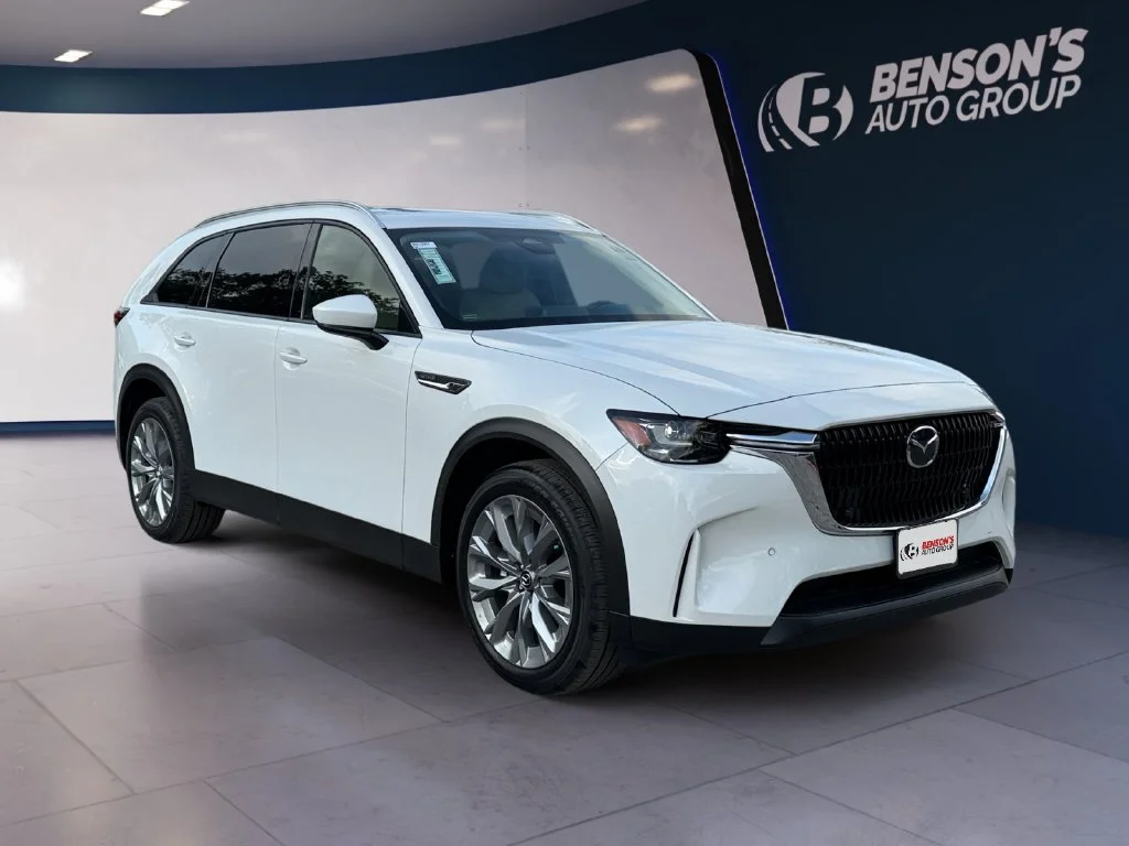 New 2026 White Mazda 3.3 Turbo Preferred image 7