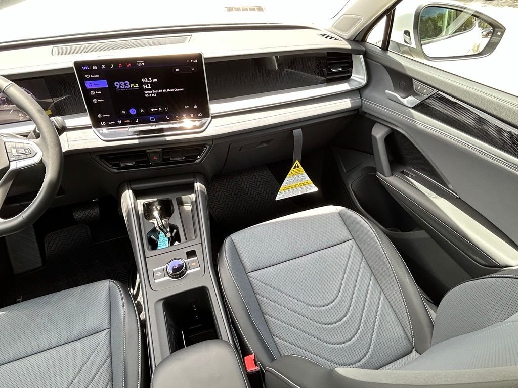 New 2026 White Volkswagen 2.0T SE image 10