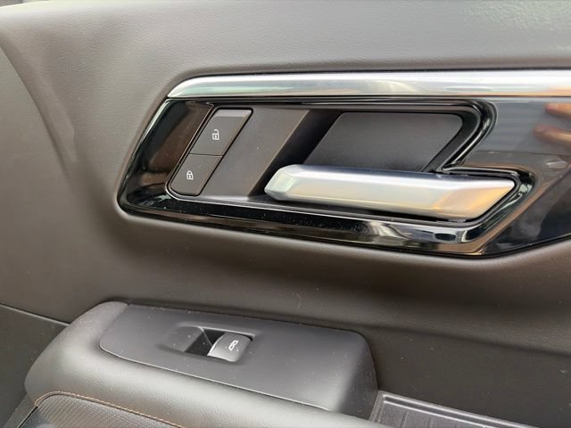 2026 Chevrolet Suburban High Country - Photo 53